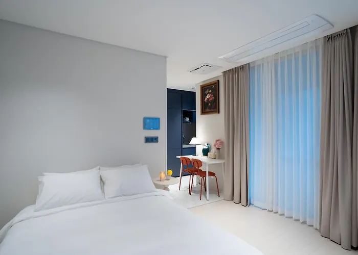 꼬모까사 해운대 Casa Haeundae Oceanfront *